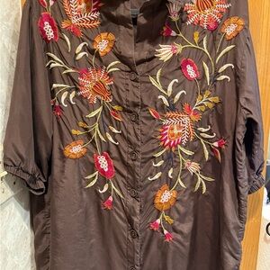 Johnny Was Brown Silk Floral Embroidered Button-Up Blouse/tunic